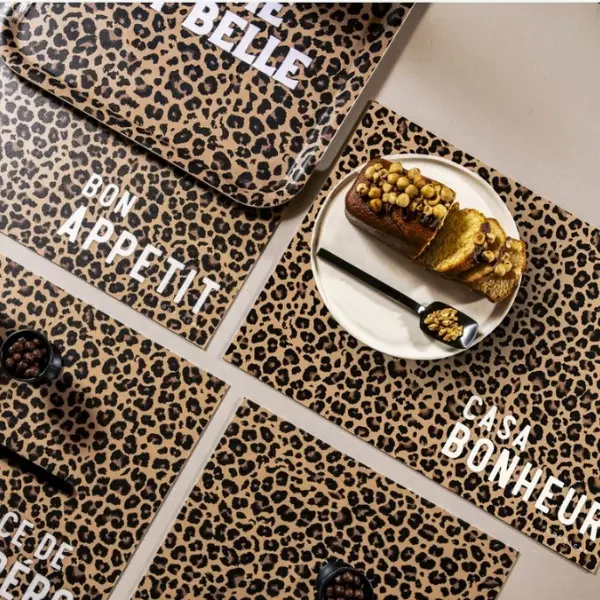 Set de table vinyle léopard – Image 2