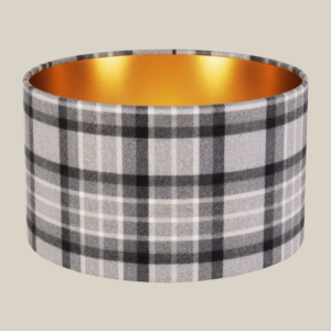 Abat-jour Tartan Gris – doublure dorée, esprit chalet chic